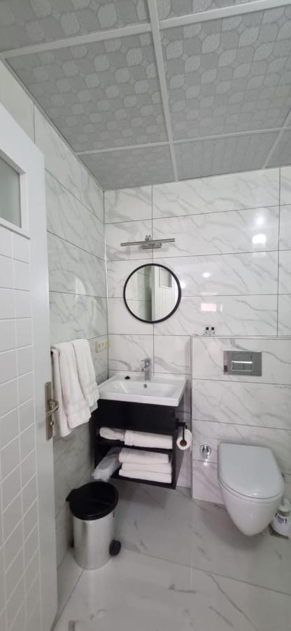 Sezgin Boutique Hotel Кушадасъ Екстериор снимка