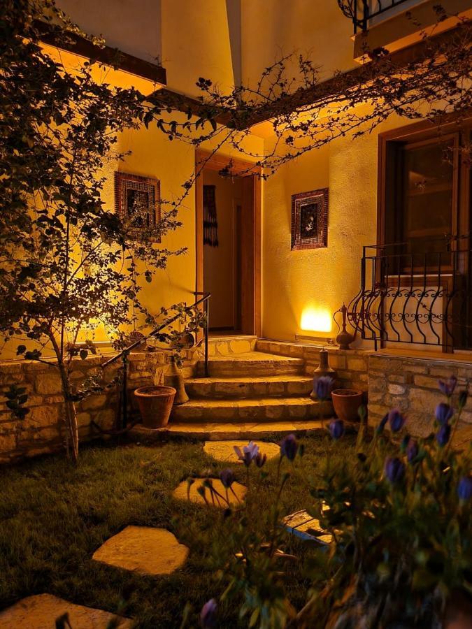 Sezgin Boutique Hotel Кушадасъ Екстериор снимка