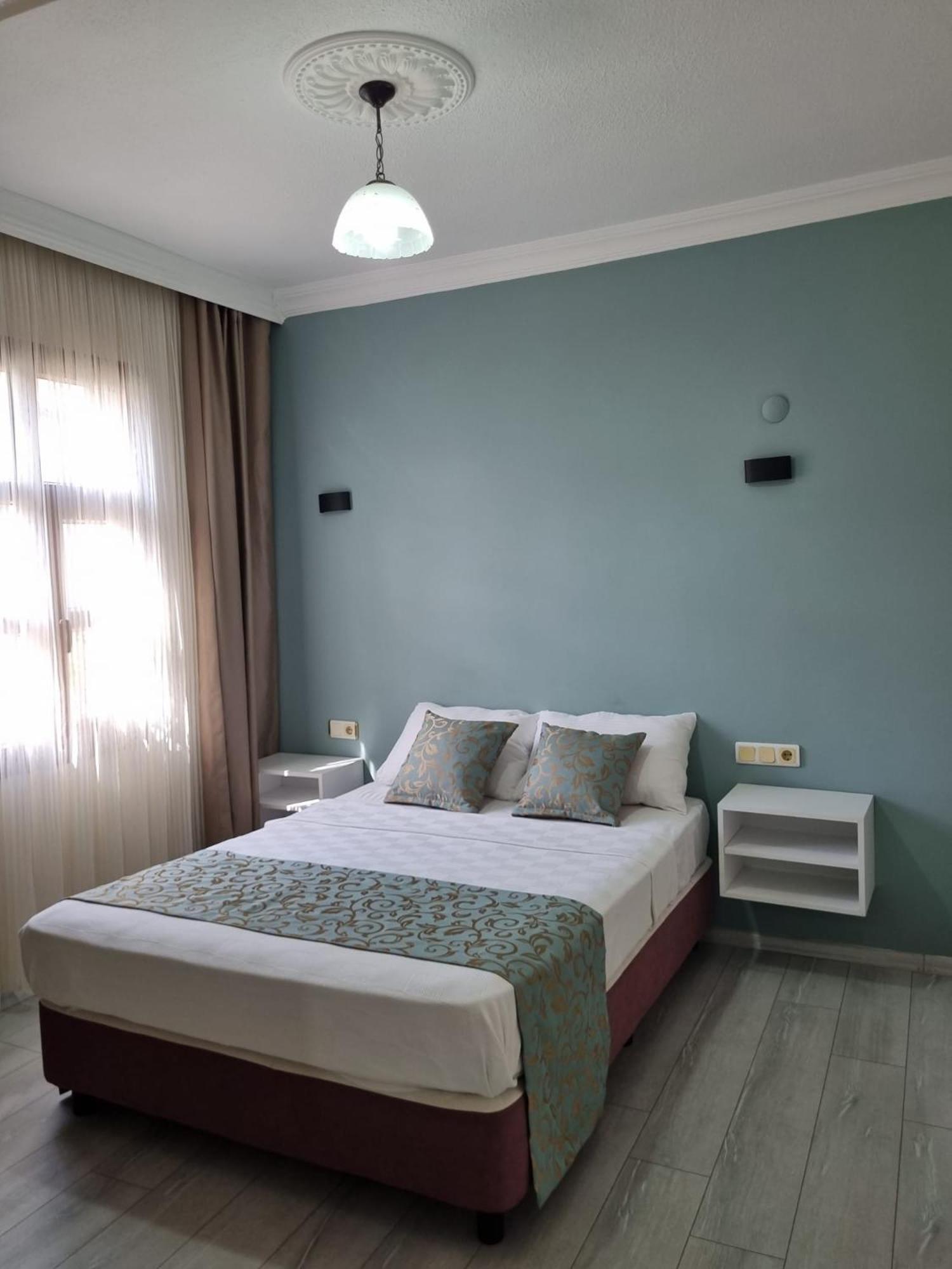 Sezgin Boutique Hotel Кушадасъ Екстериор снимка